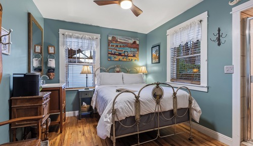 Basic-Zimmer, Gartenblick