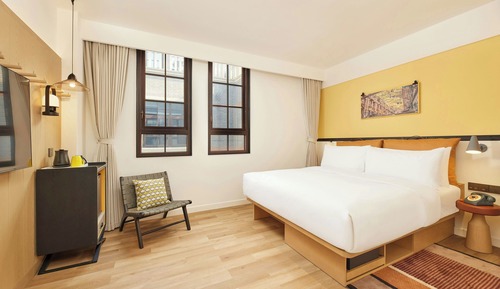 Superior-Zimmer, 1 King-Bett, Stadtblick