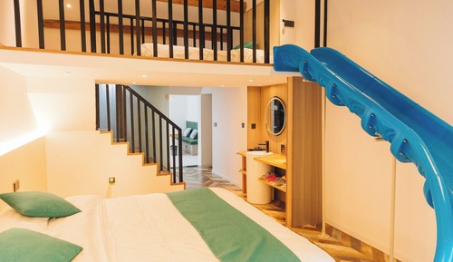 Senior-Zweibettzimmer, Bergblick
