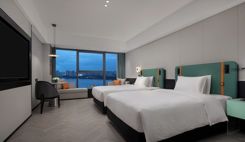 Standard-Zweibettzimmer, Stadtblick
