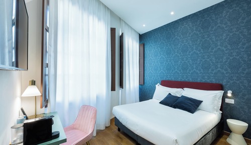 Deluxe-Doppel- oder -Zweibettzimmer
