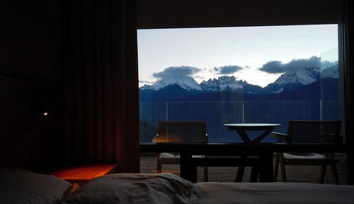 Junior-Dreibettzimmer, Hügelblick