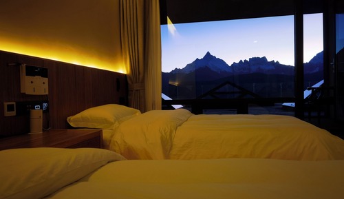 Classic-Zweibettzimmer, Hügelblick