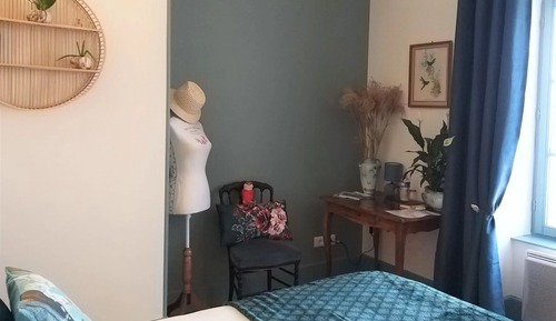 Standard-Doppelzimmer, Flussblick