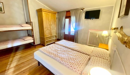 Vierbettzimmer, Balkon