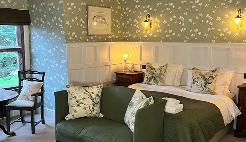 Superior-Doppelzimmer, Hügelblick