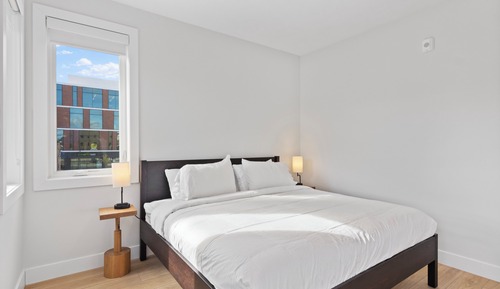 Deluxe-Apartment, 1 King-Bett (Self Check-in with Virtual Front Desk)