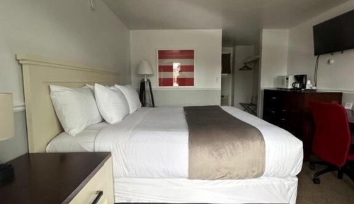 Basic-Zimmer, 1 King-Bett, Nichtraucher