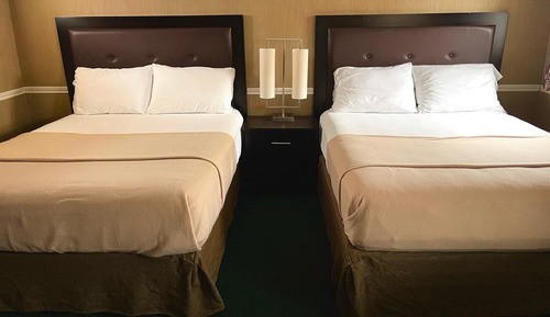Elite-Zimmer, 2 Queen-Betten, Nichtraucher, eigenes Bad