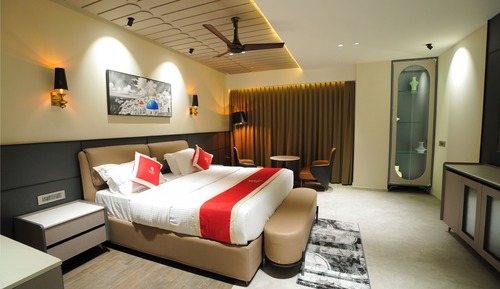 Deluxe-Doppel- oder -Zweibettzimmer