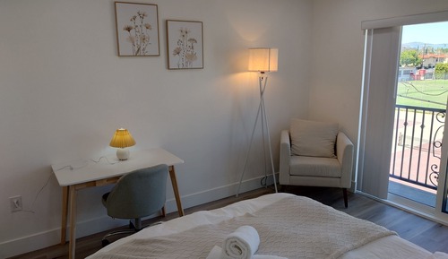 Standard-Apartment, 3 Schlafzimmer, Balkon, Parkblick (Unit E)