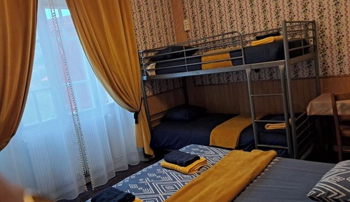 Basic-Vierbettzimmer, Bergblick