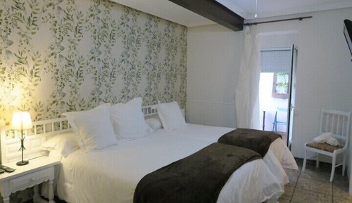 Dreibettzimmer