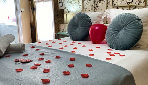 Superior-Doppelzimmer, Whirlpool, Bergblick