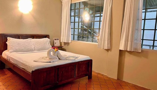 Classic-Doppelzimmer, Balkon, Blick auf den Innenhof