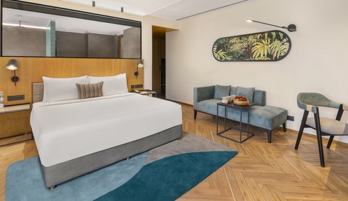 Presidential-Suite, 1 King-Bett
