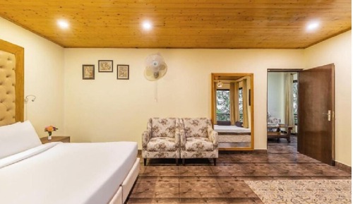 Familien-Doppelzimmer, Talblick