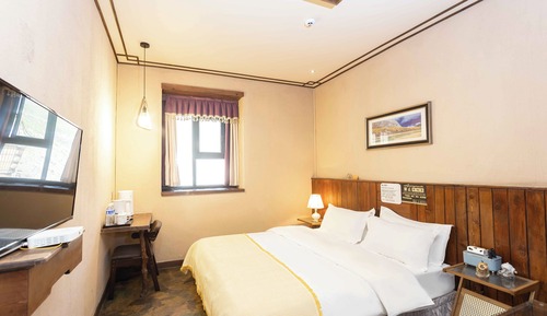 Deluxe-Doppelzimmer, Hügelblick