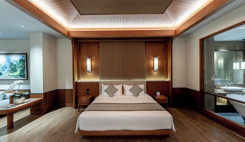 Zimmer (Executive Suite Room with Bathtub)