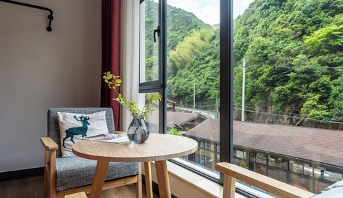 Familien-Zweibettzimmer