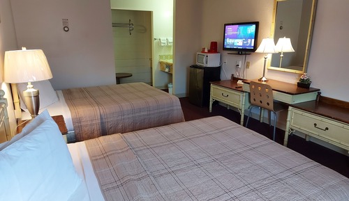 Classic-Doppelzimmer, 2 Doppelbetten, Nichtraucher, eigenes Bad