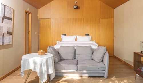 Standard-Doppelzimmer, Bergseite