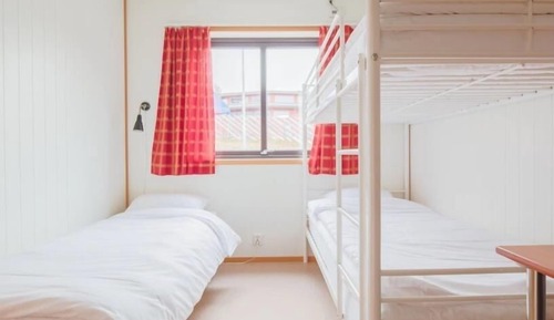 Dreibettzimmer