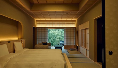 Zimmer (Kadan Suite, Open Air Big Stone Bath)