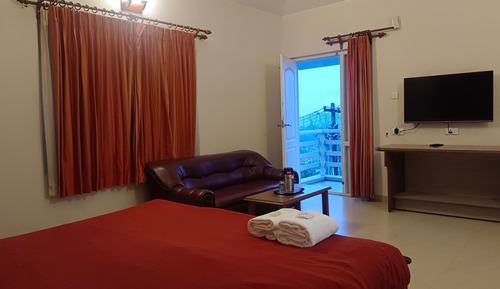Superior-Doppelzimmer, 1 King-Bett, Bergblick