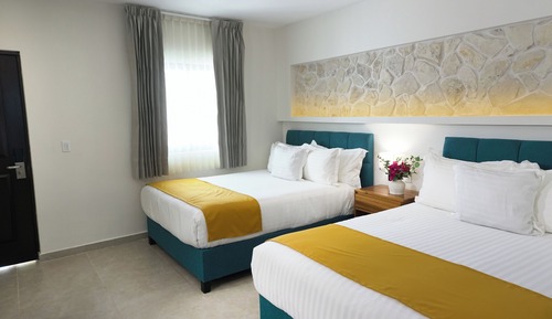 Standard-Doppelzimmer, 2 Queen-Betten, Poolblick