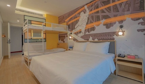 Standard-Dreibettzimmer