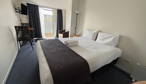 Comfort-Studio, Poolblick