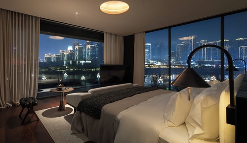 Luxury-Suite, Terrasse, Flussblick