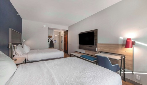 Zimmer, 2 Queen-Betten