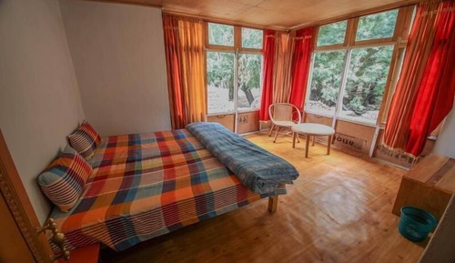 Basic-Doppelzimmer, Bergblick