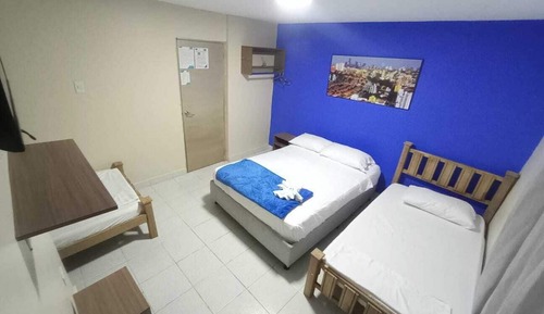 Familien-Vierbettzimmer