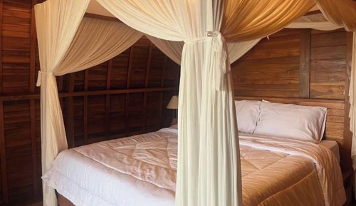 Deluxe-Zimmer, Poolblick