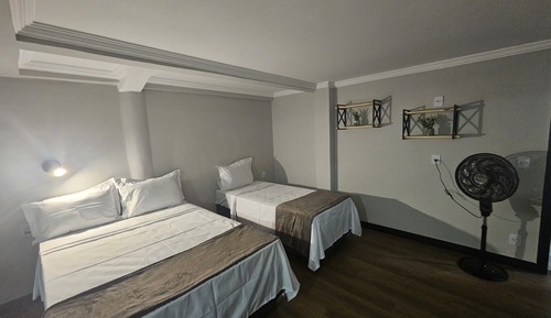 Deluxe-Dreibettzimmer