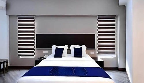 Deluxe Queen Room - City View