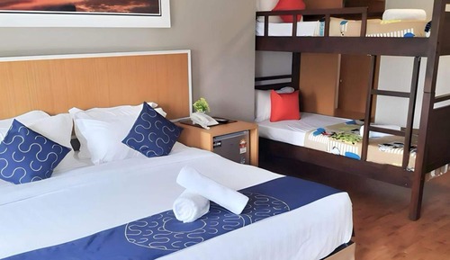 Executive Family Room- City View