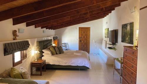 Superior-Dreibettzimmer, Blick auf den Innenhof