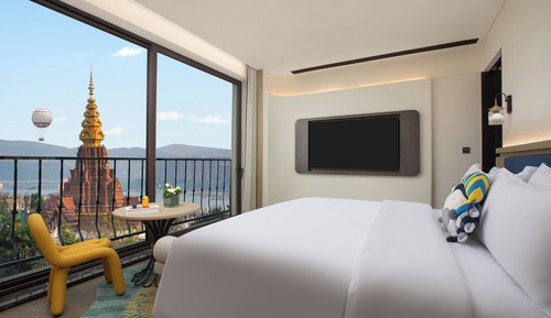 Grand-Zimmer, 1 King-Bett, Balkon (Super King, Golden Pagoda View)