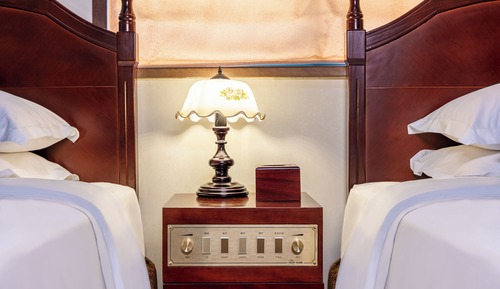 Classic-Zweibettzimmer, Hügelblick