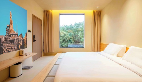 Doppelzimmer im japanischen Stil, Gartenblick