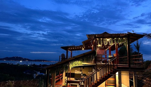 Familienvilla, 2 Schlafzimmer, eigener Pool, Seeblick