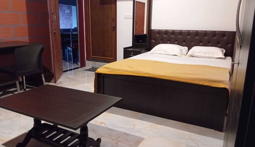 Comfort-Dreibettzimmer, Balkon, Flussblick