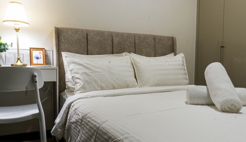 Premium One bedroom apartment (City View)