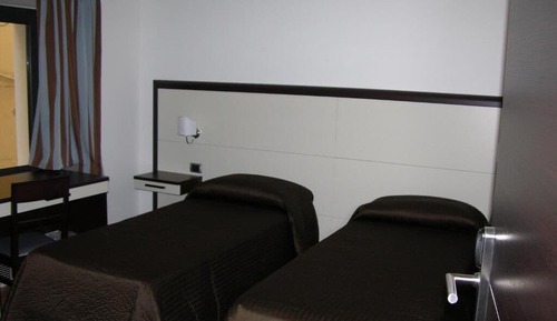 Standard-Zweibettzimmer