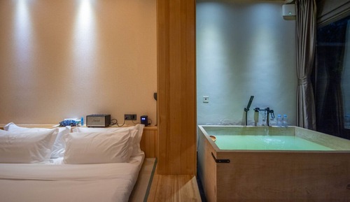 Comfort-Doppelzimmer zur Einzelnutzung, Gartenblick