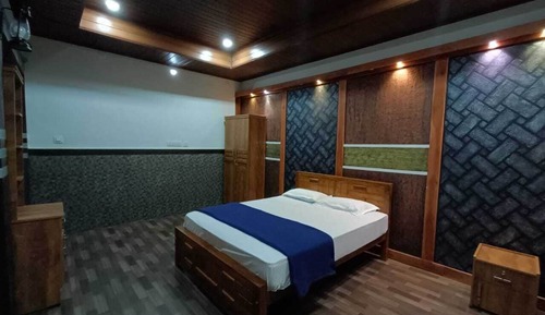 Basic-Doppelzimmer, Blick auf den Innenhof